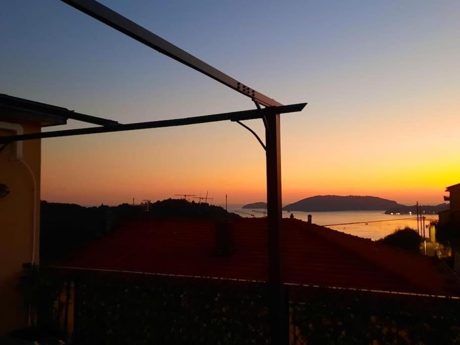 La Terrazza Sul Golfo Dei Poeti Con Vista Mare Lejlighed Pitelli Eksteriør billede